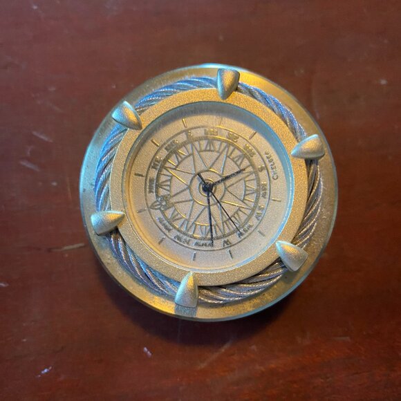 Cable Paperweight Clock - Picture 6 of 8